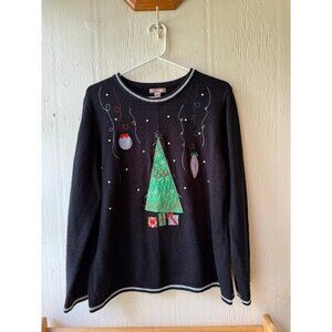 White stag women women’s size X – large embroidered Christmas tree sweater